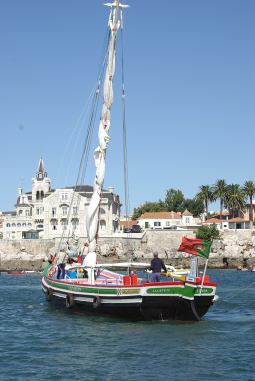 Vor malerischer Kulisse Ankerplatz Cascais